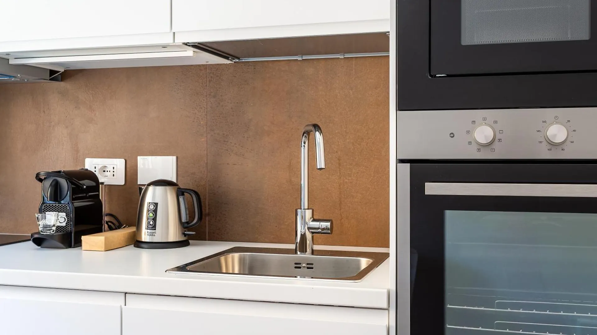 Iflat Bright Brand New 2-Bedroom Apt In Monti Rom